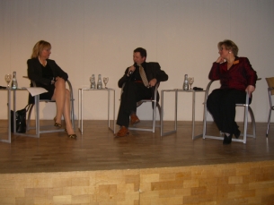 Von links: Dr. Beate Merk, Wilhelm Hölkemeier und Dr. Ilse Winter.